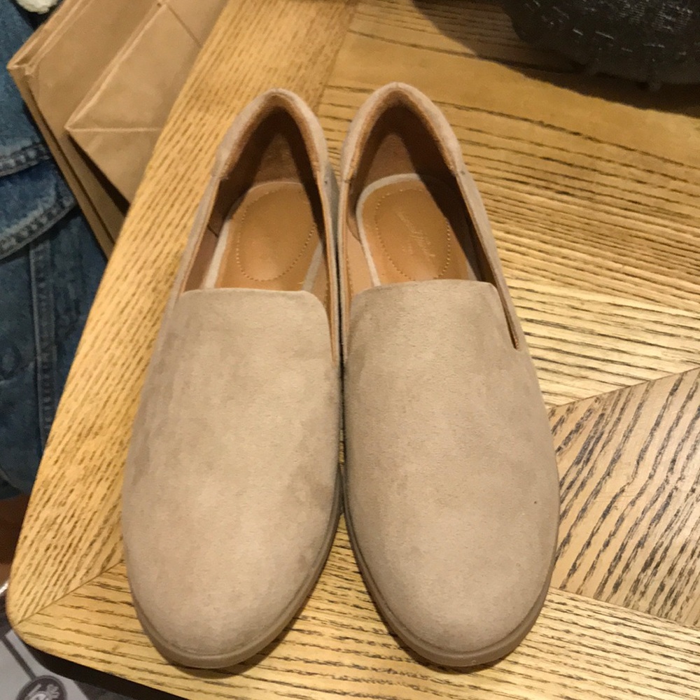 formal beige shoes! :)